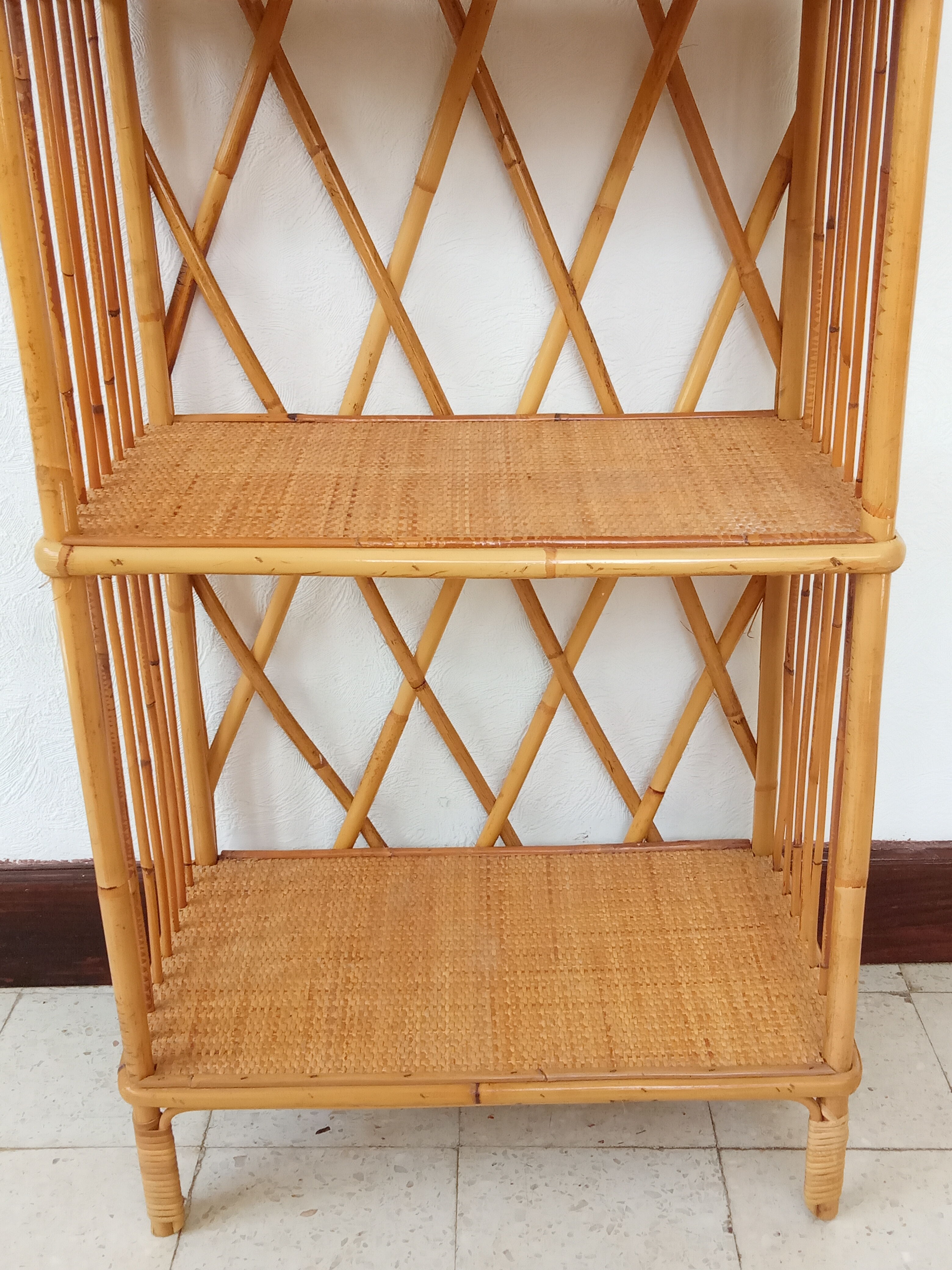 Bookcase in rattan 60/70