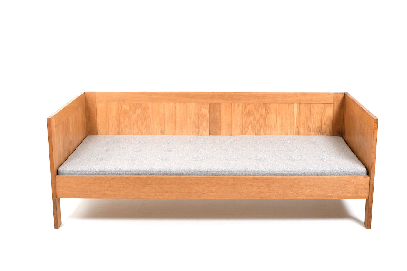 Fine Danish Box Sofa / Daybed in Oak 1960s. New Upholstered