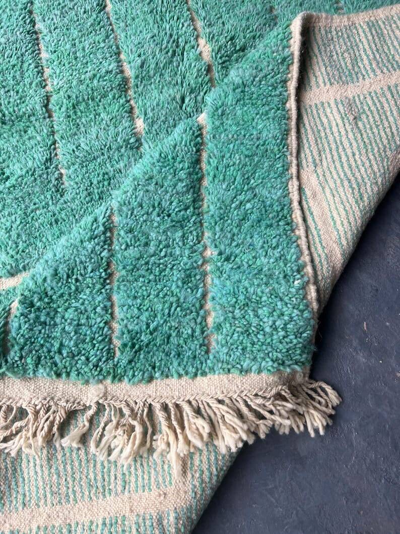 Handmade pure natural wool rug, size 150 x 250 cm