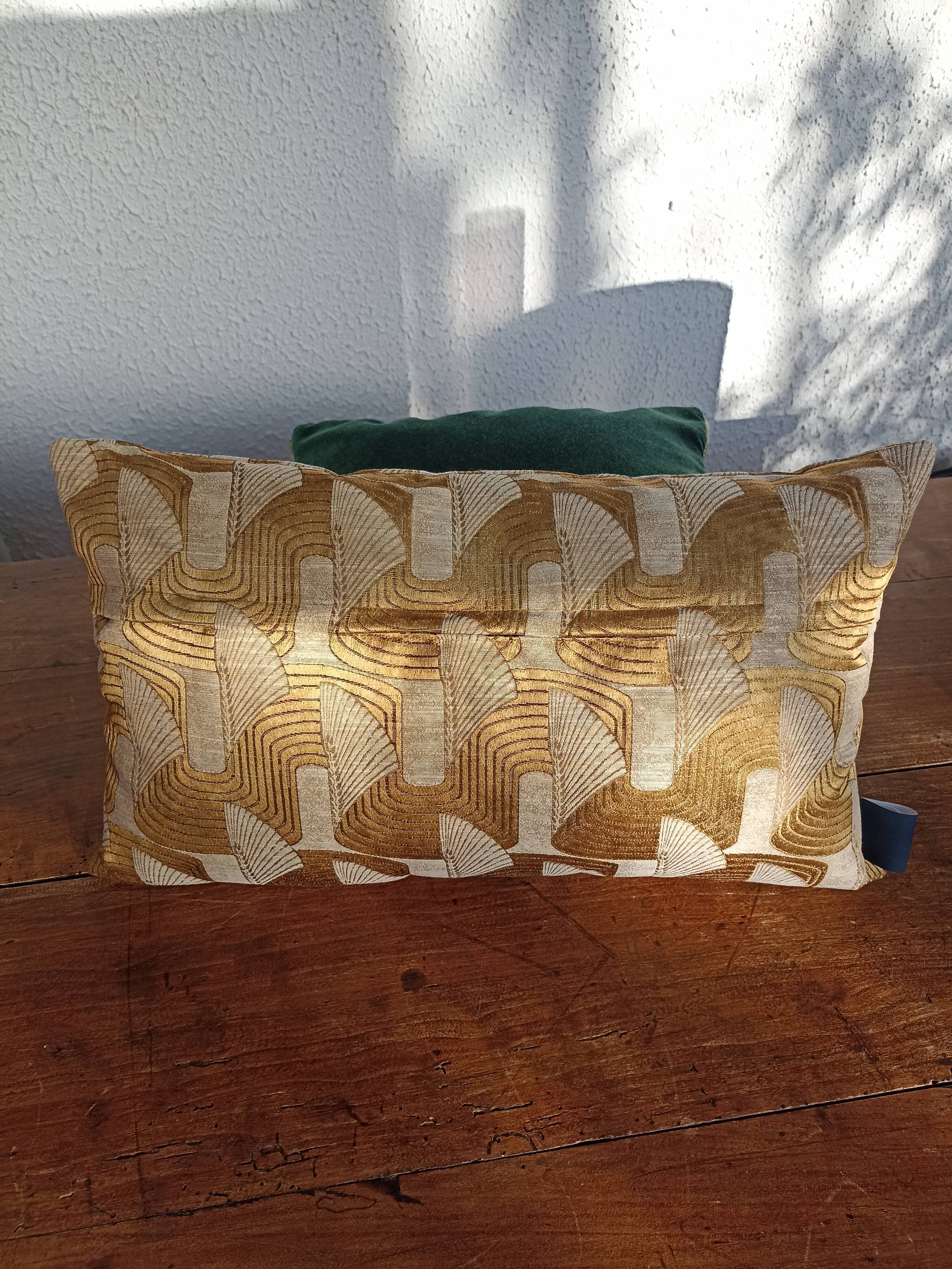 Coussin jacquard 50x30 couleur doré