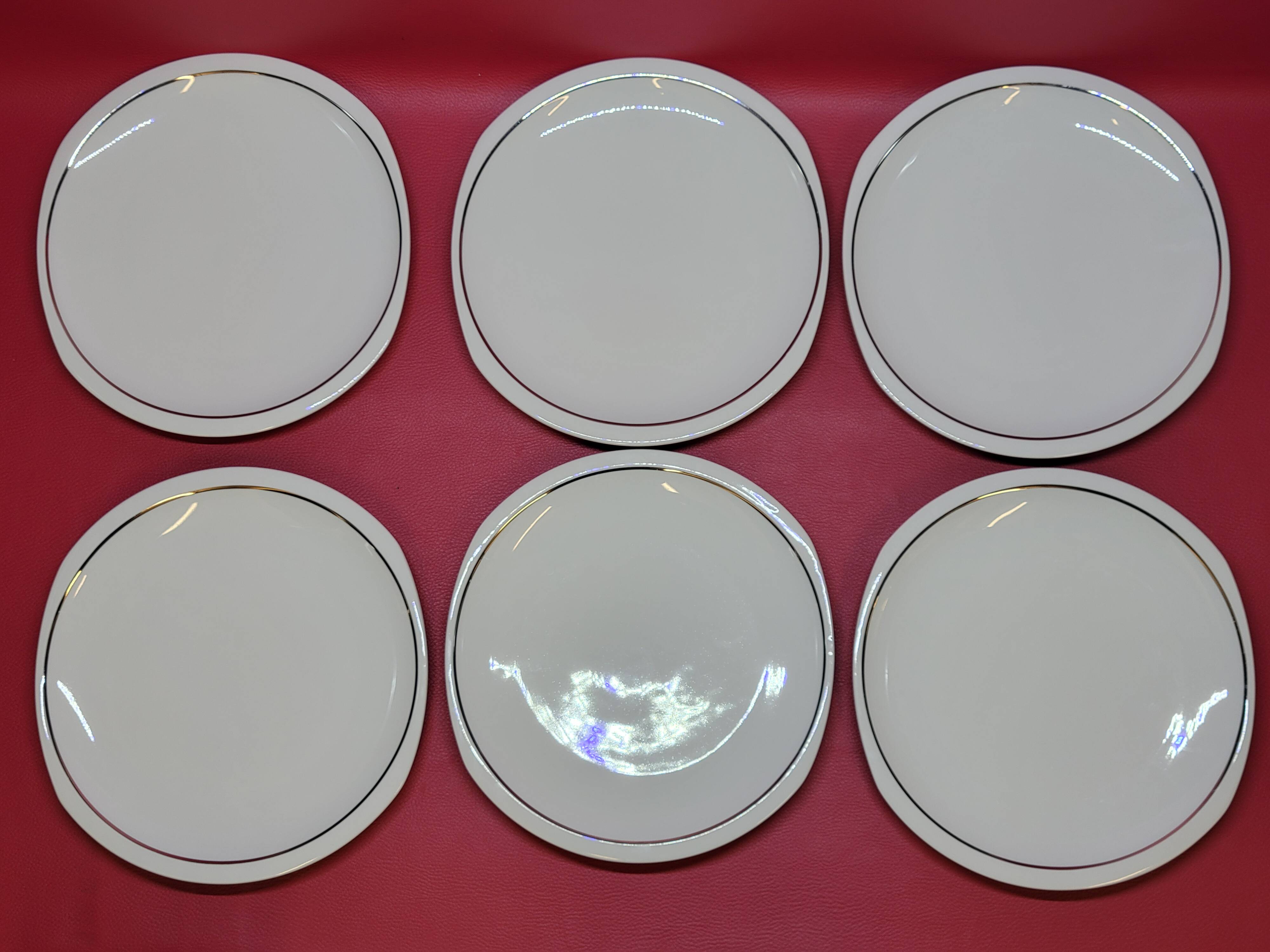 Lot De 6 Assiettes Mills En Métal Argenté - 2 Plates, 2 Creuses, 2 à Dessert - Bon état