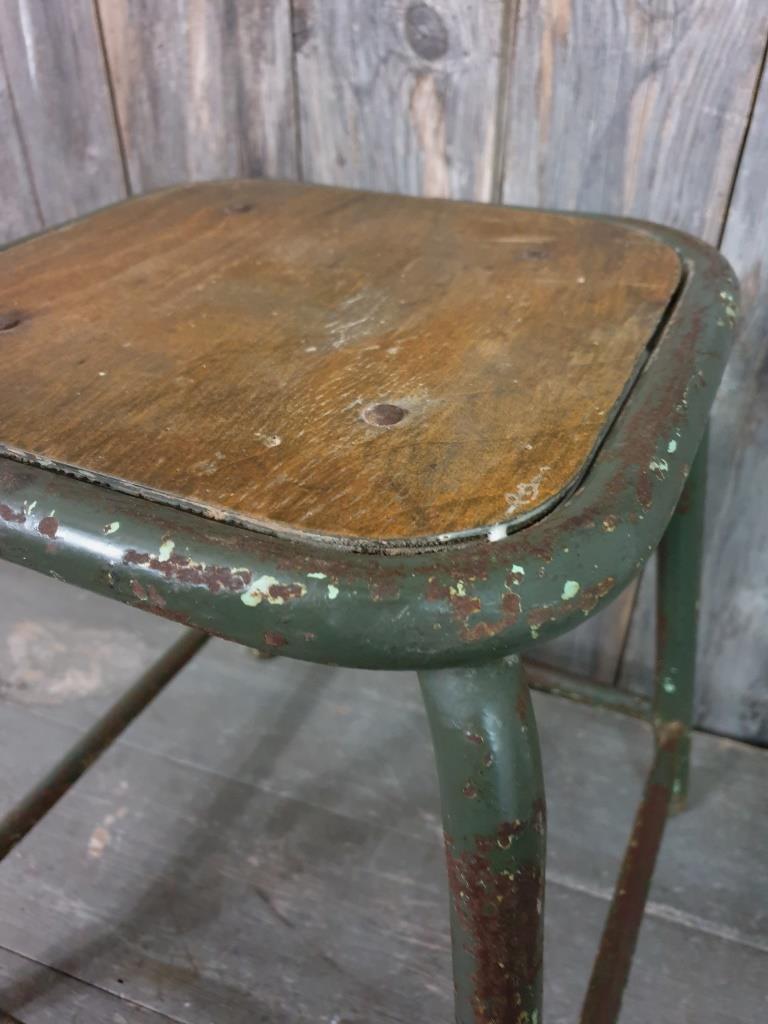Tabouret d'atelier