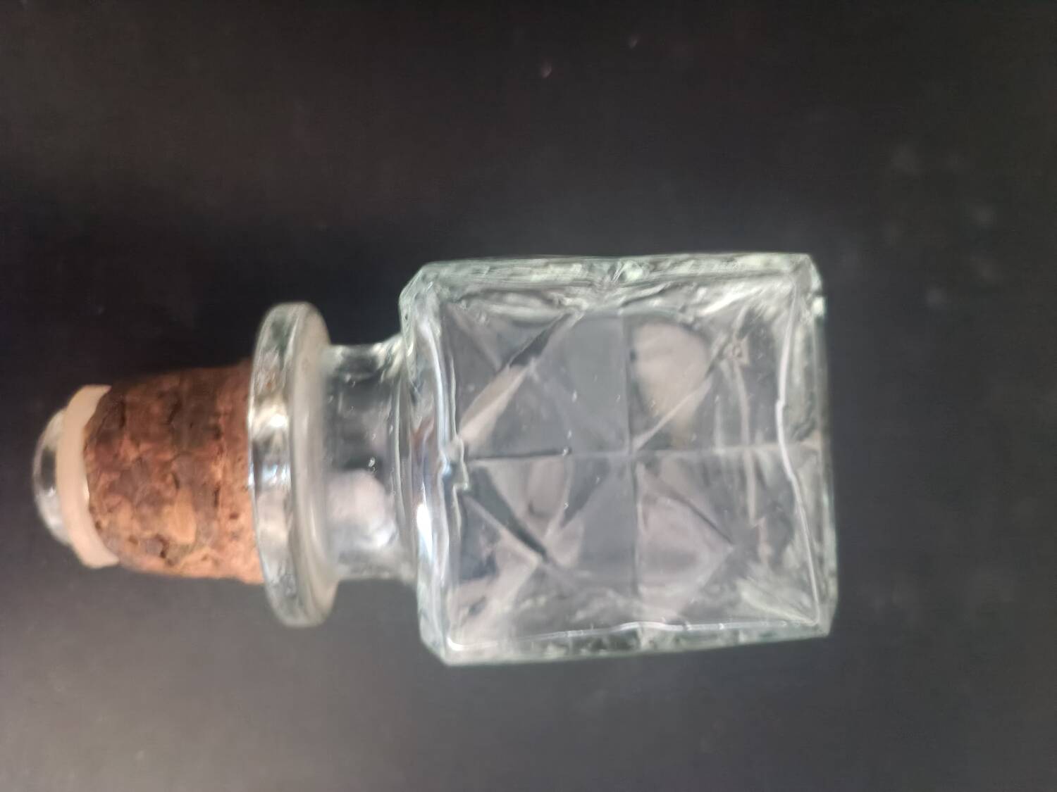 Whisky decanter