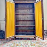 Provençal walnut bookcase from the Louis XVI period, 18th century