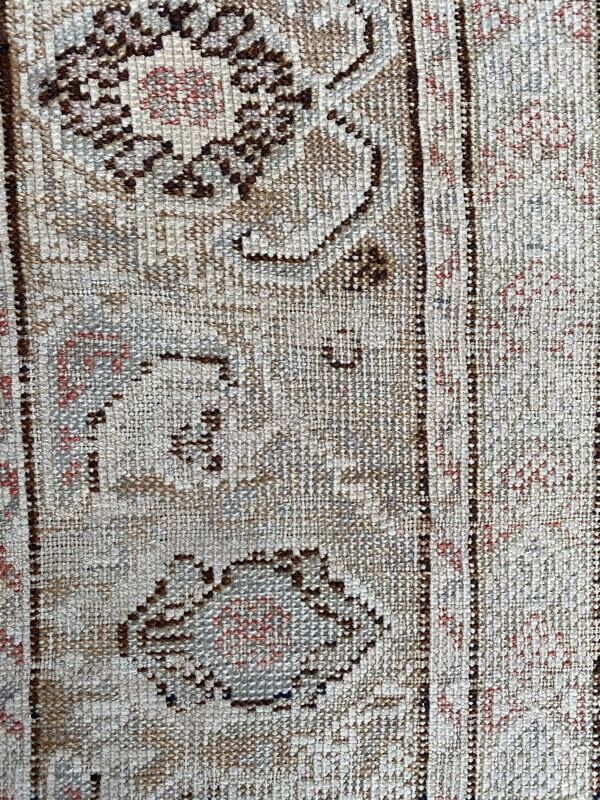 Ancient Turkish prayer rug ghyordes 122x145 cm