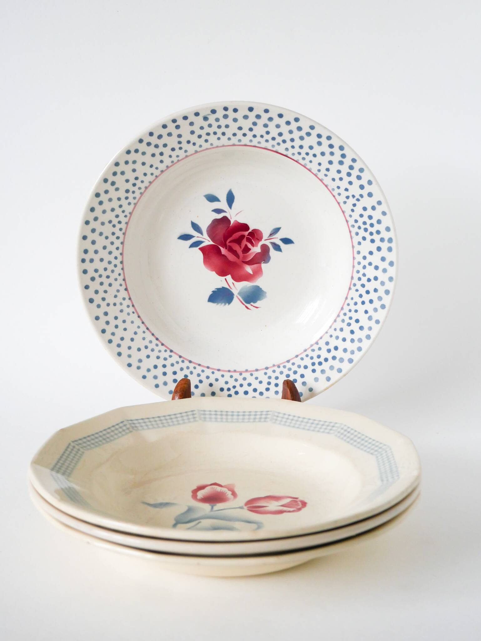 Set of 4 mismatched Digoin Sarreguemines floral soup plates