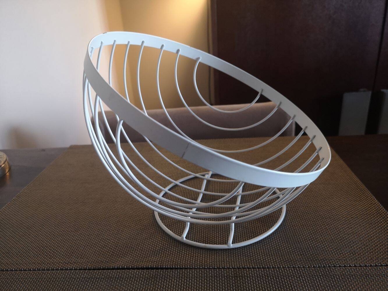 White painted metal fruit basket - Space Age - 1970s/1980s