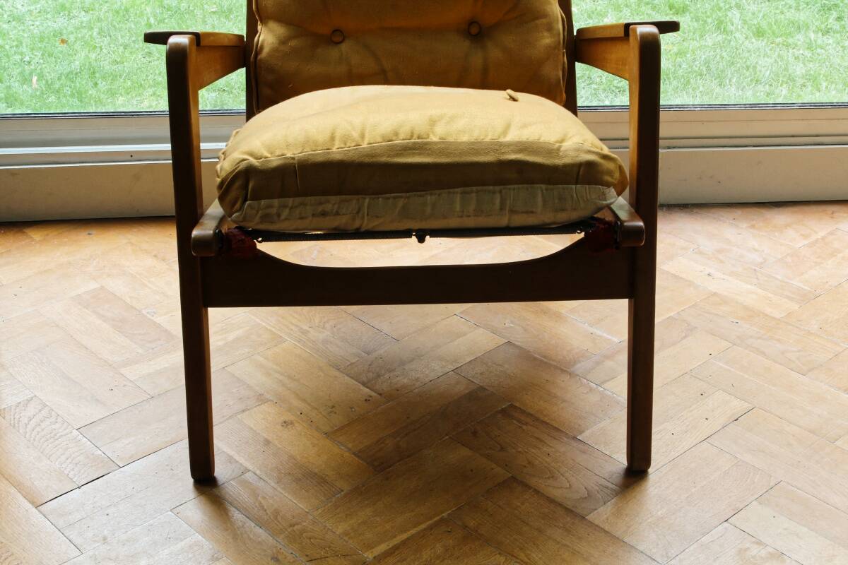 Fauteuil Pierre Guariche FS105, Airborne Edition