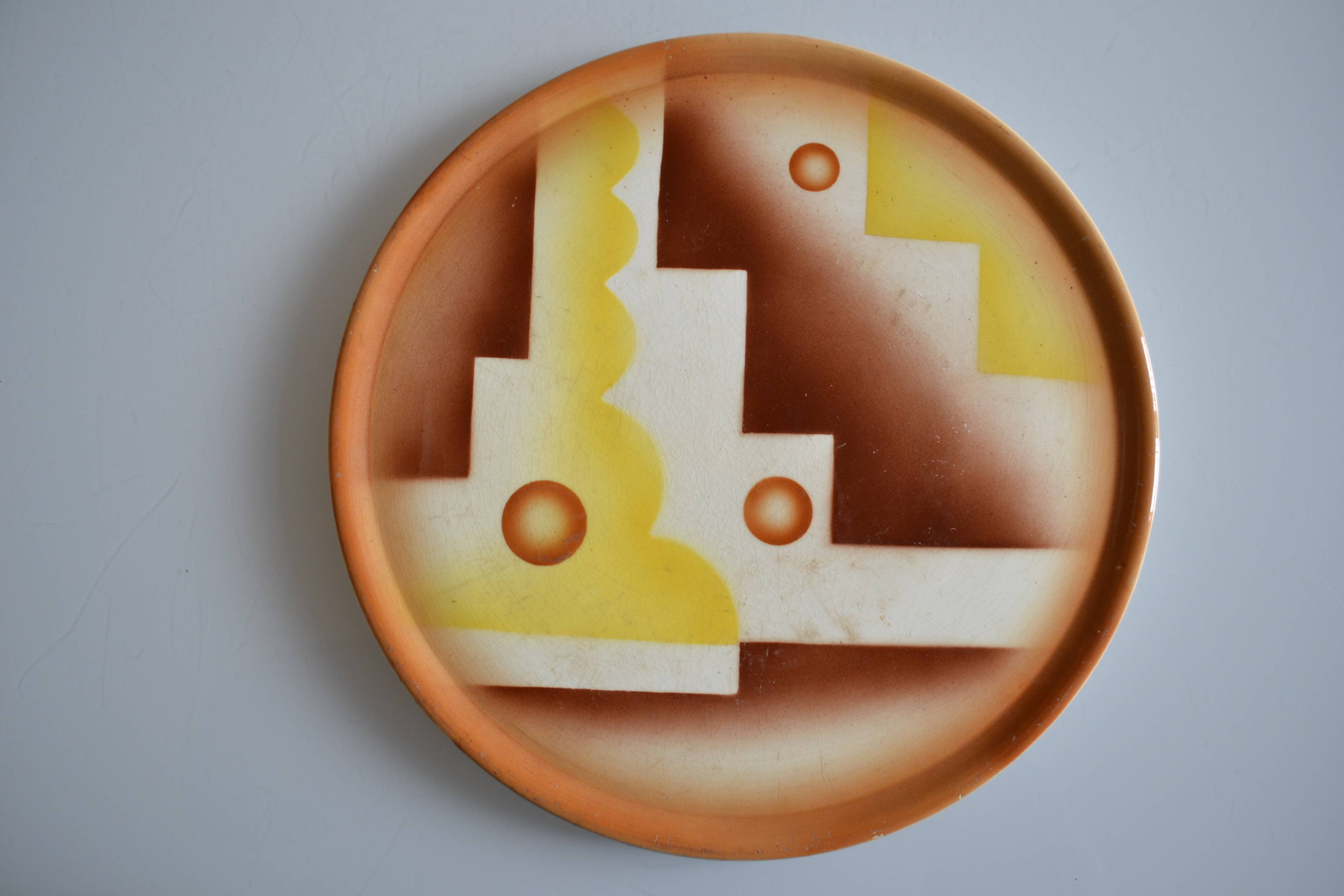 Art deco ceramic dish with geometric decor