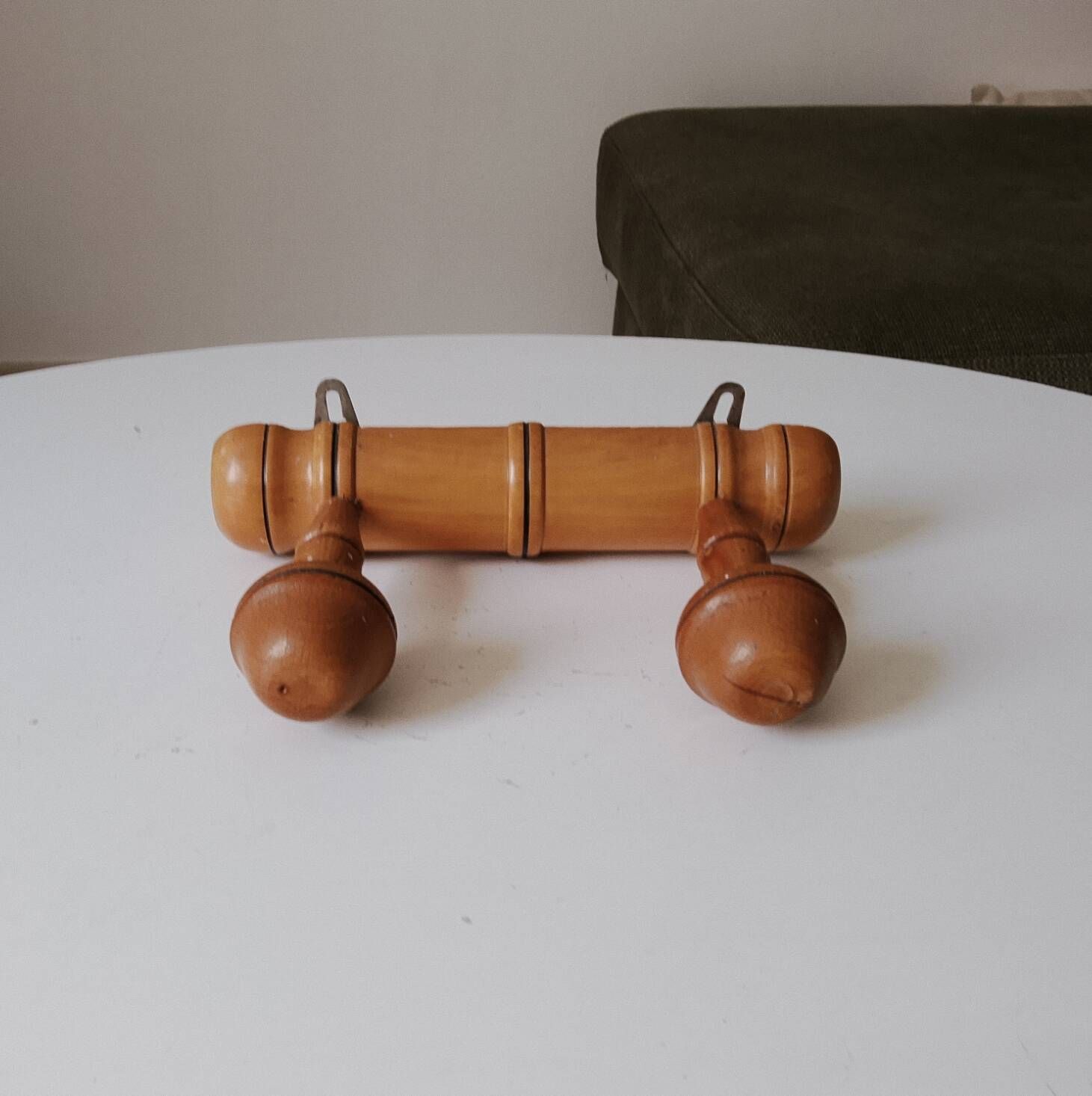 Vintage wall coat rack, popular art from the 60s/70s.