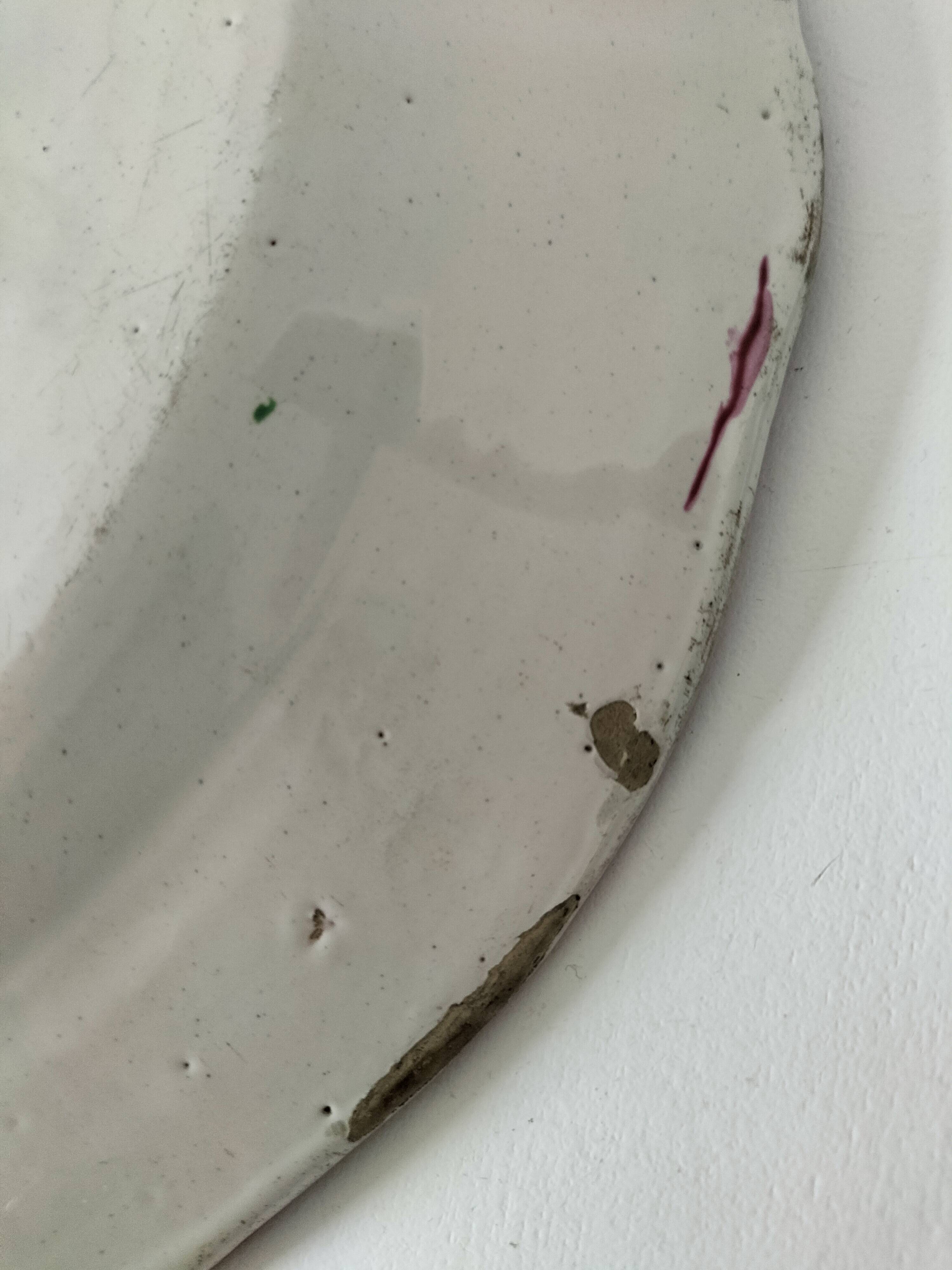 Large earthenware plate from the East – attributed to Islettes, 19th century