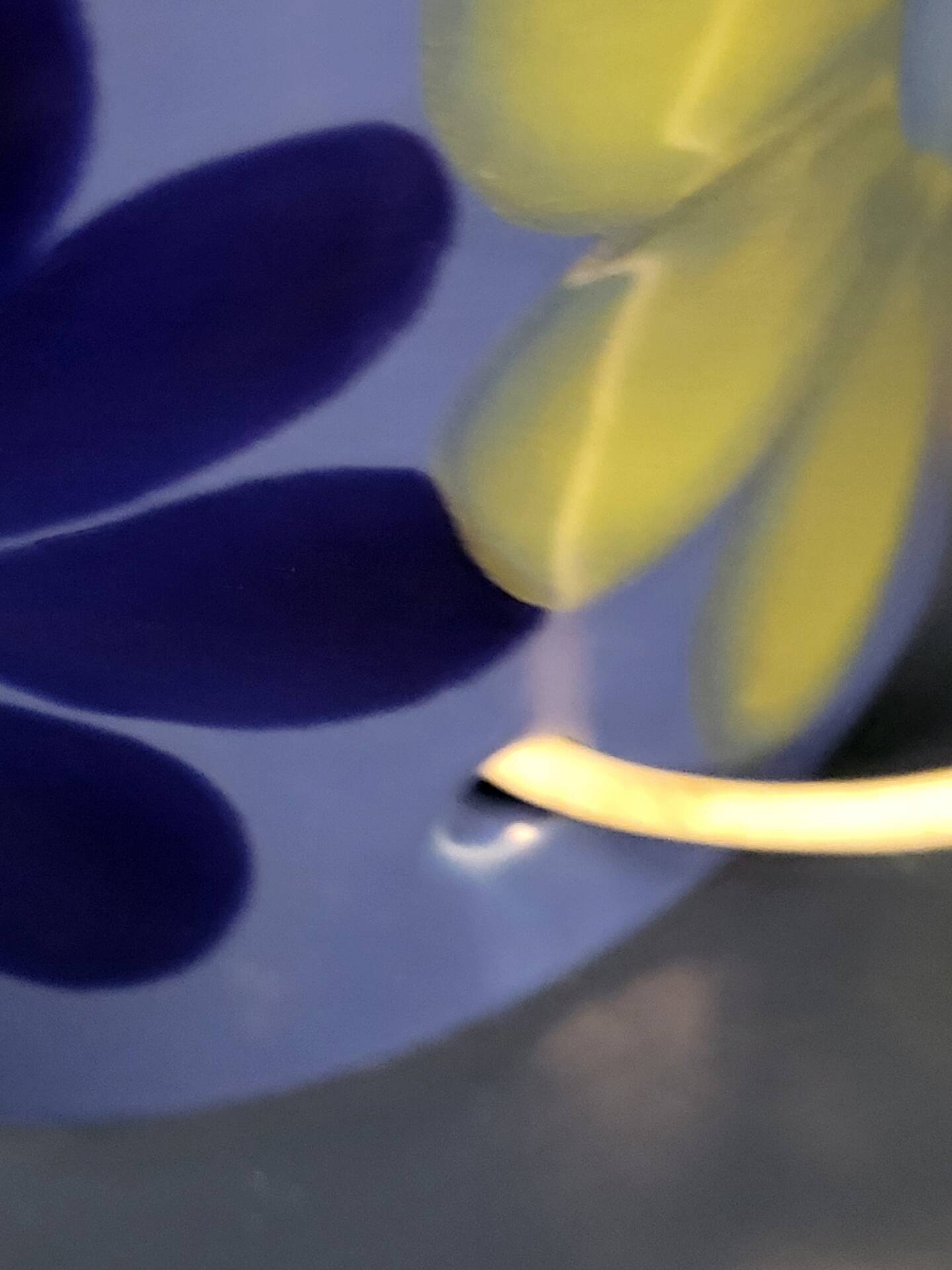 Table lamp