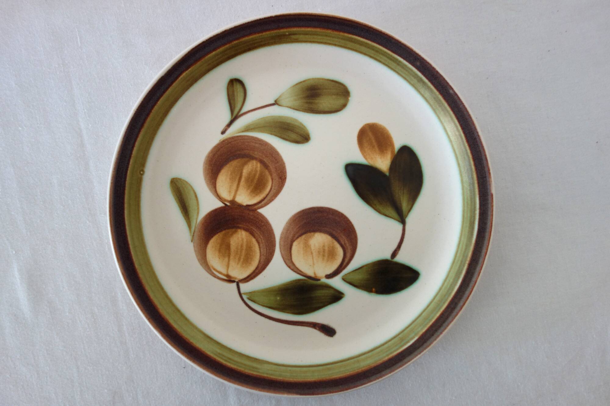 6 Gien Mombasa pattern dinner plates from the 1970s