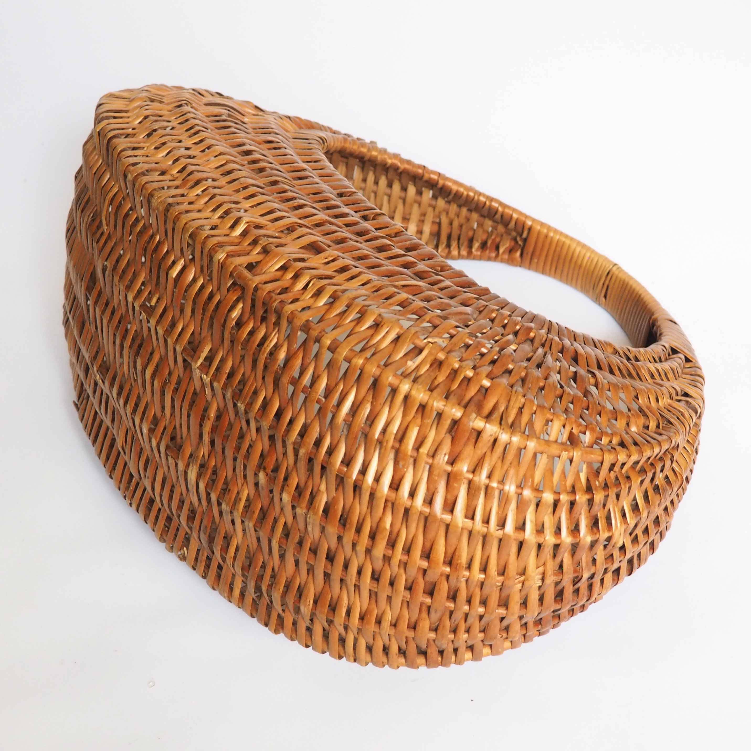Large model gondola basket