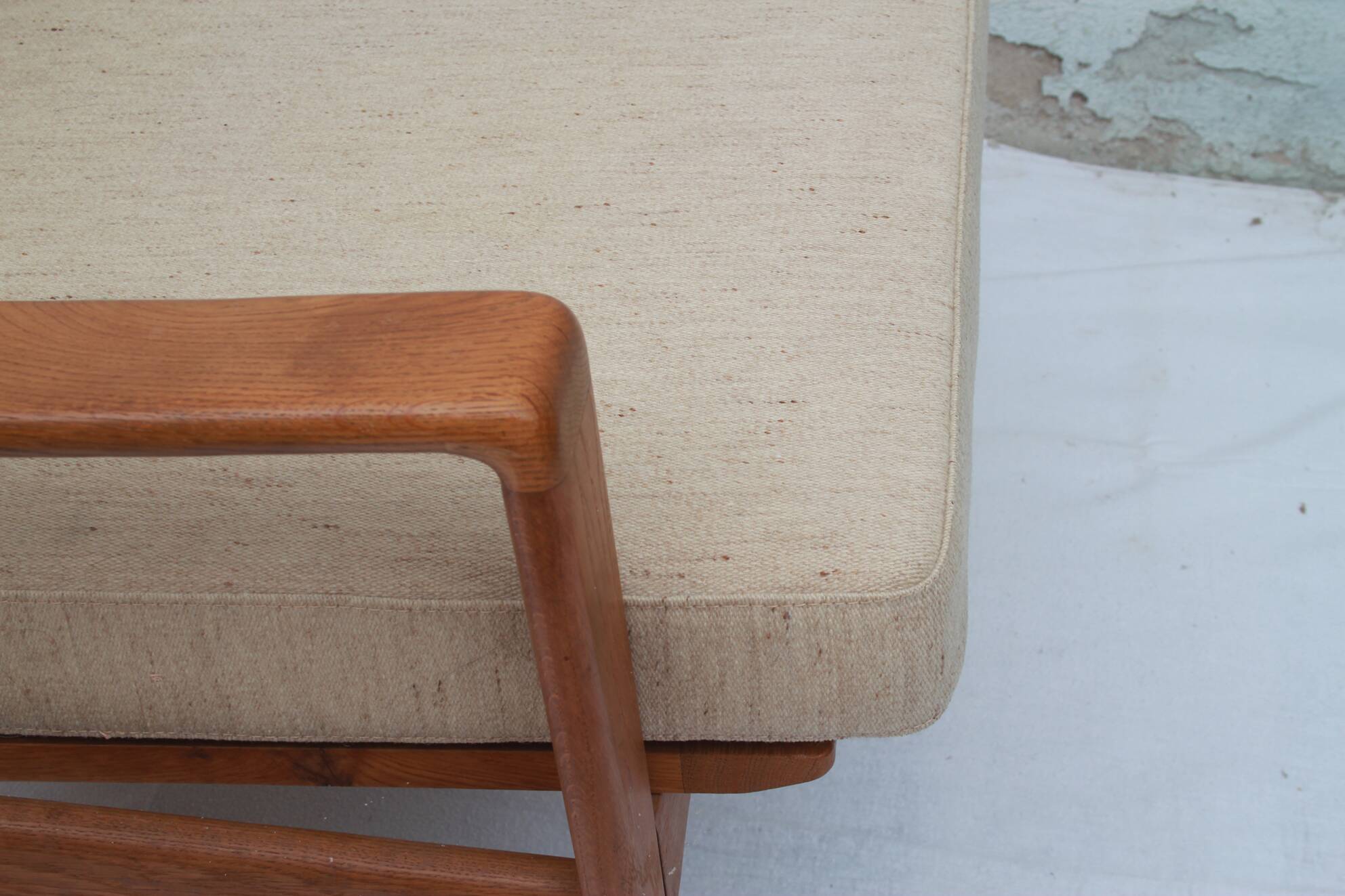 1960s armchair in oak, Arne Wahl Iversen für Komfort