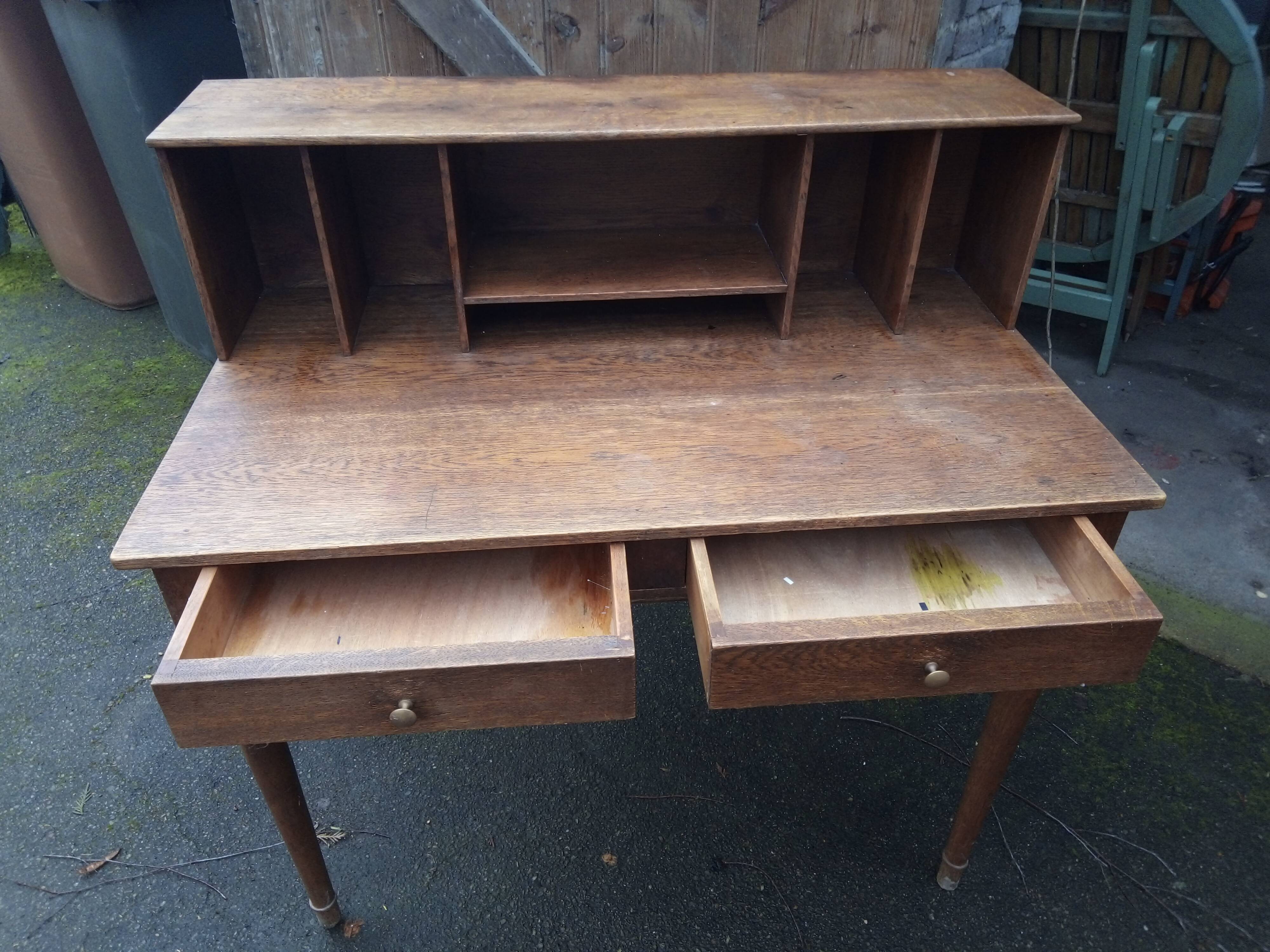 Vintage tiered desk