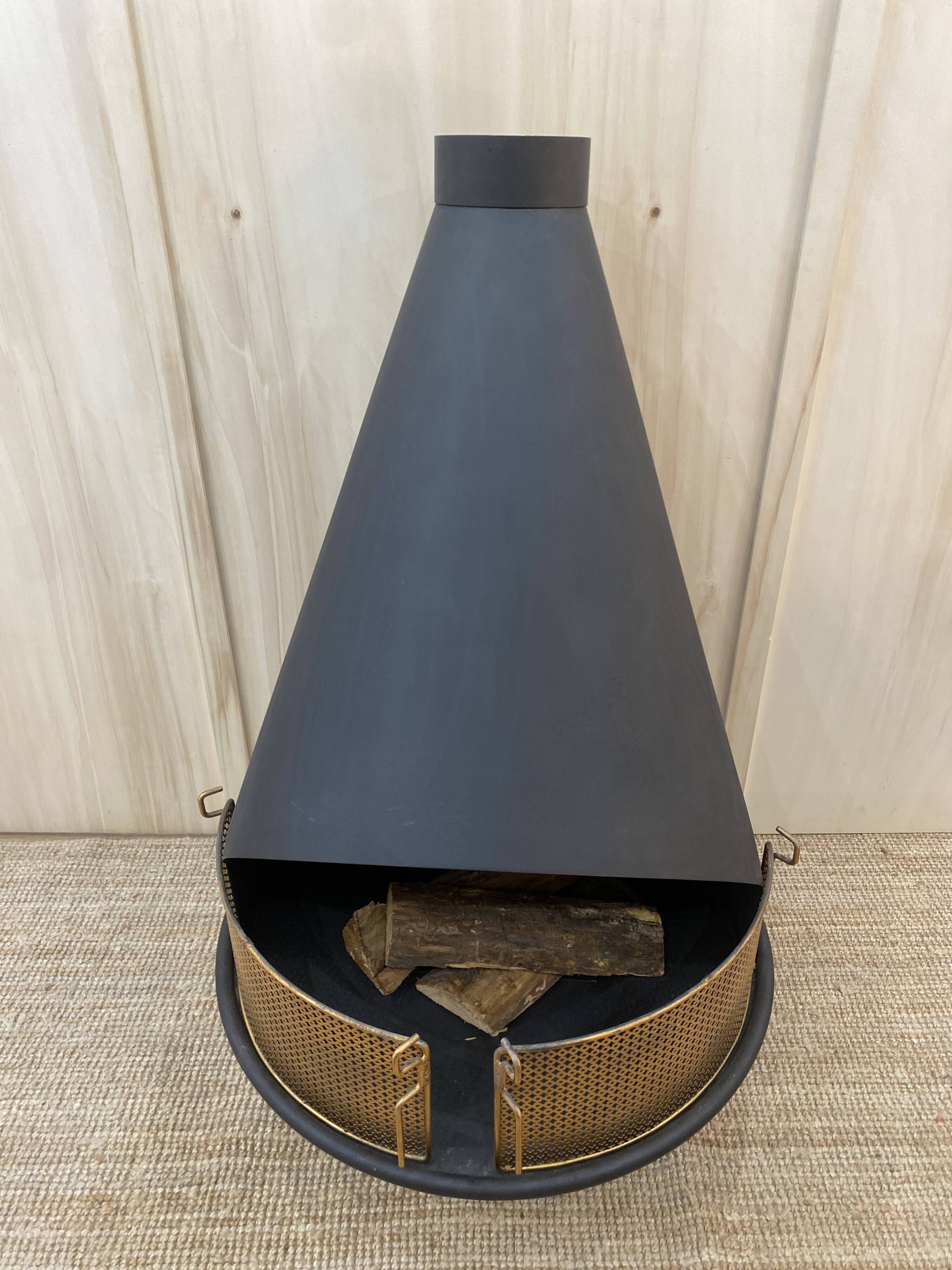 Open fireplace - 1970s