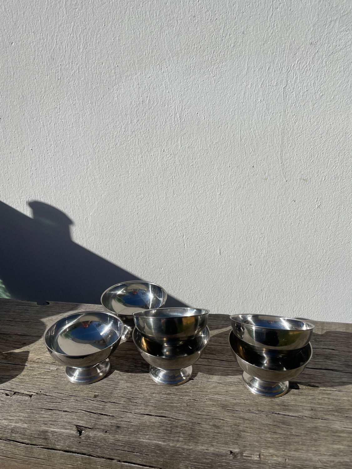 6 stainless steel bowls 1970