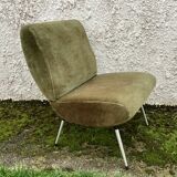 Pelfran low chair kiss model