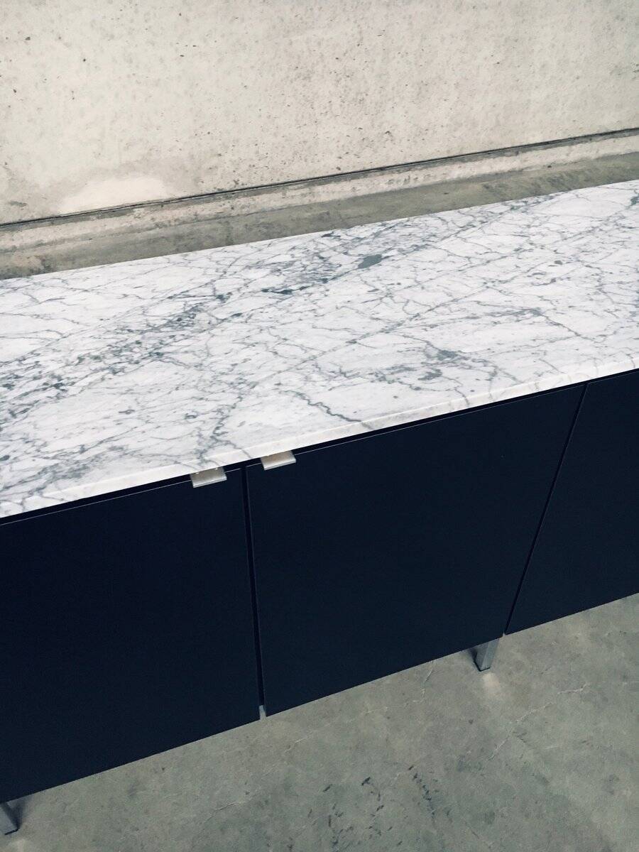 Mid-Century Modern Credenza attributed to Florence Knoll for Knoll Inc / Knoll International, 1970s