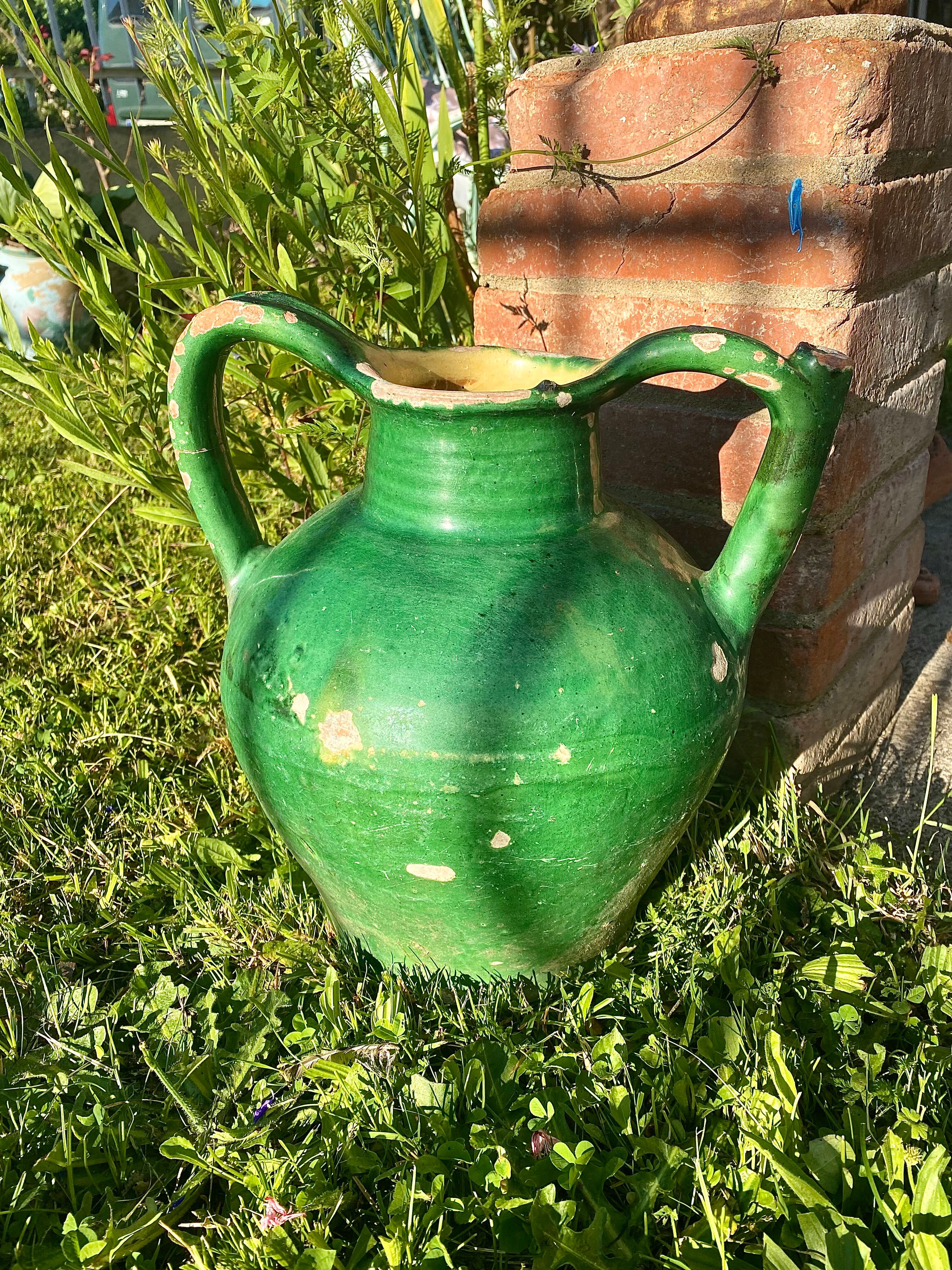 Ancien orjol en terre cuite vernissée vert sud ouest