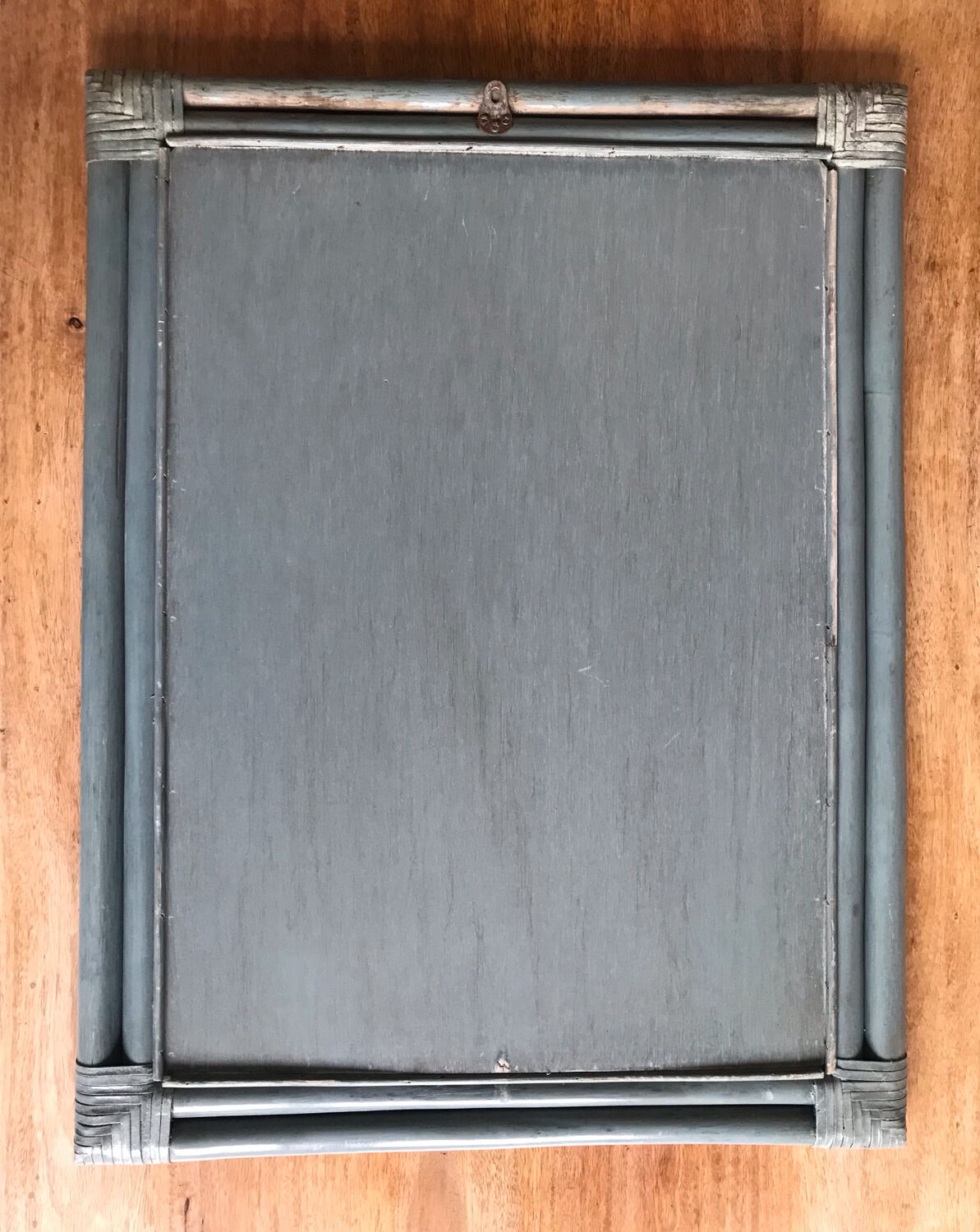 Ancien miroir en bambou et rotin