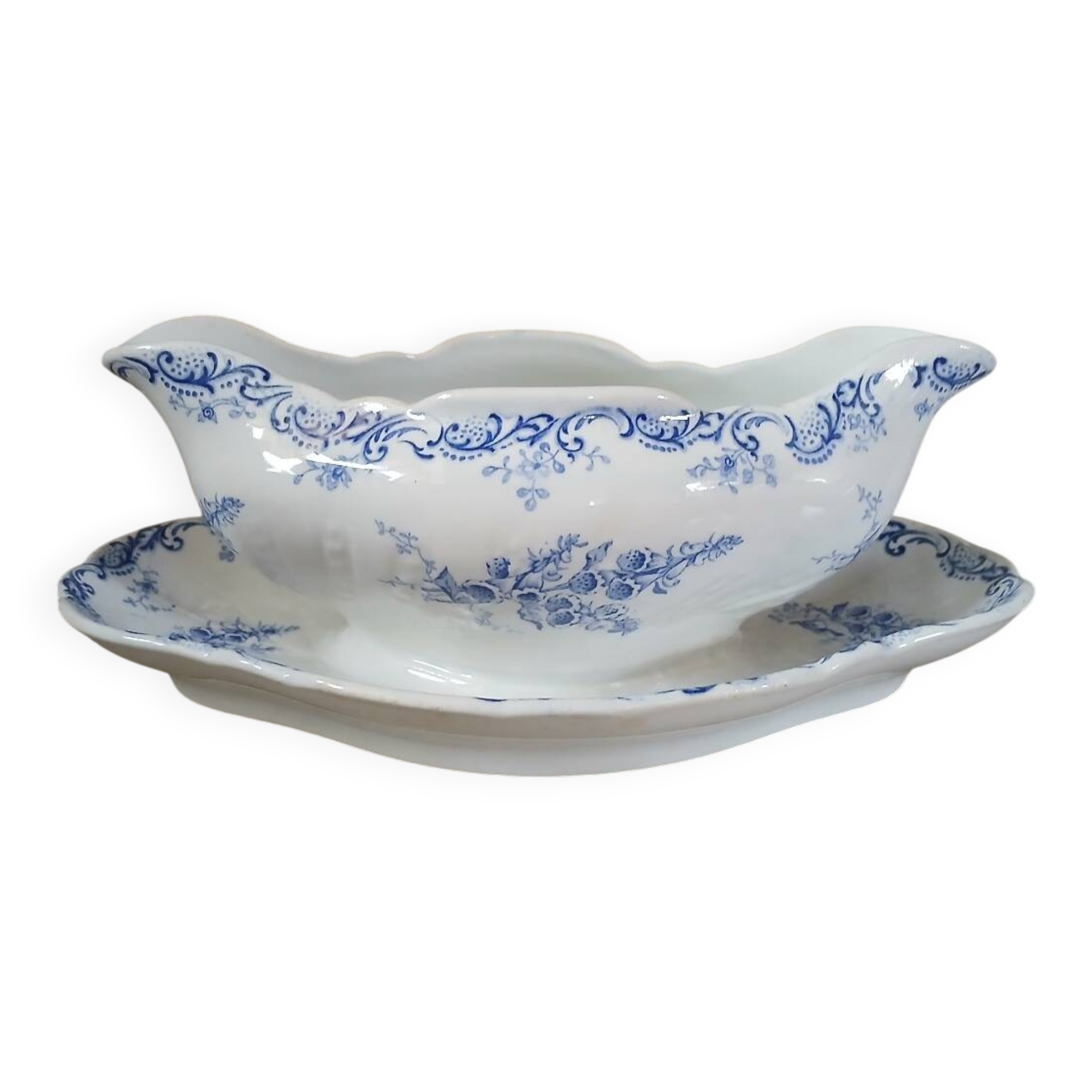 Saucière ancienne en Terre de fer Lunéville