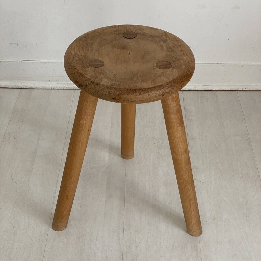 Solid wood tripod stool