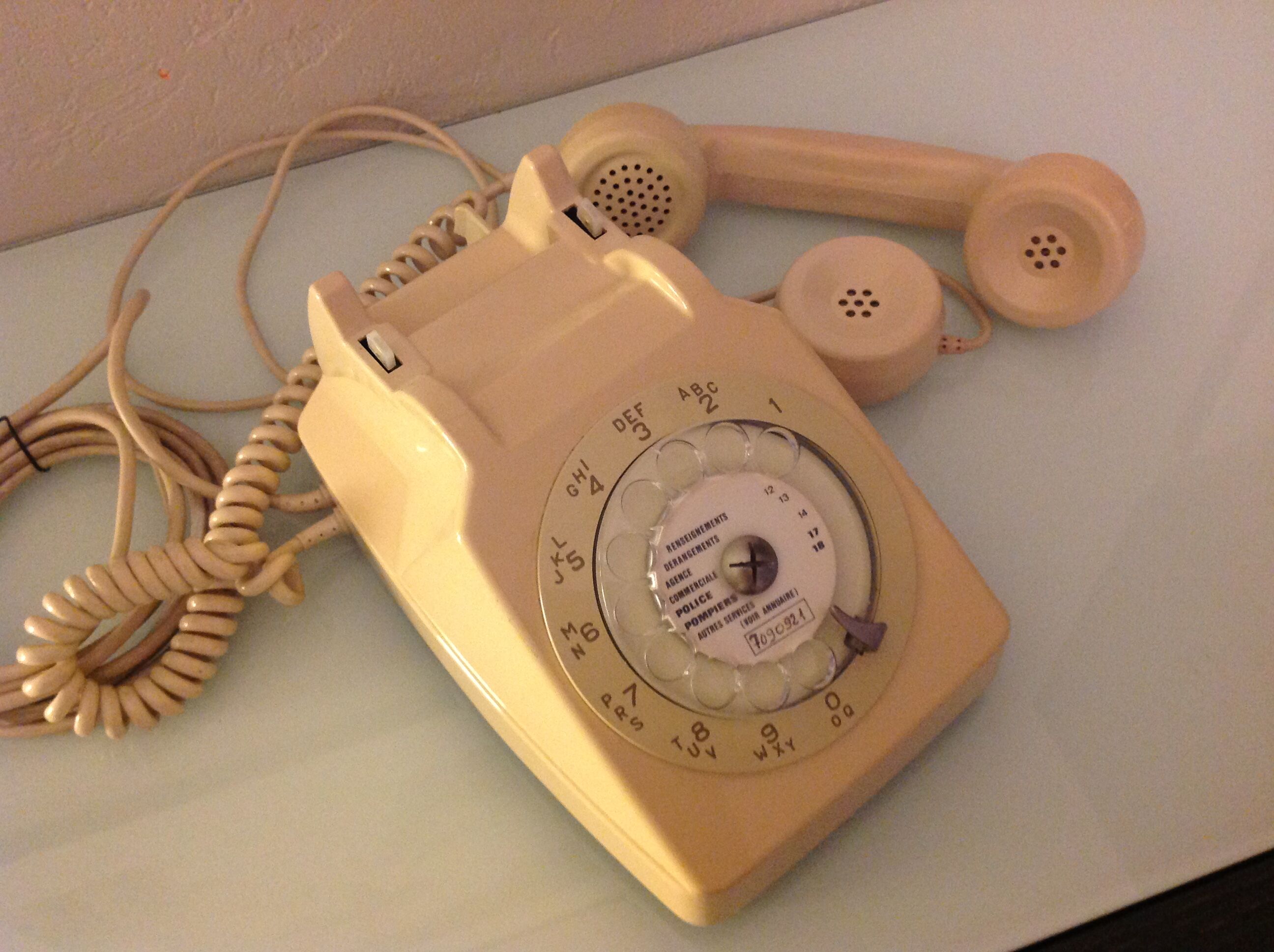 Phone ivory 1970
