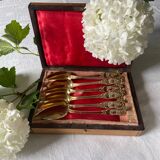 Set of 6 silver-gilt teaspoons, 2nd grade neck brace hallmark, 14 cm, in its box, late 19th century. Early 20th century