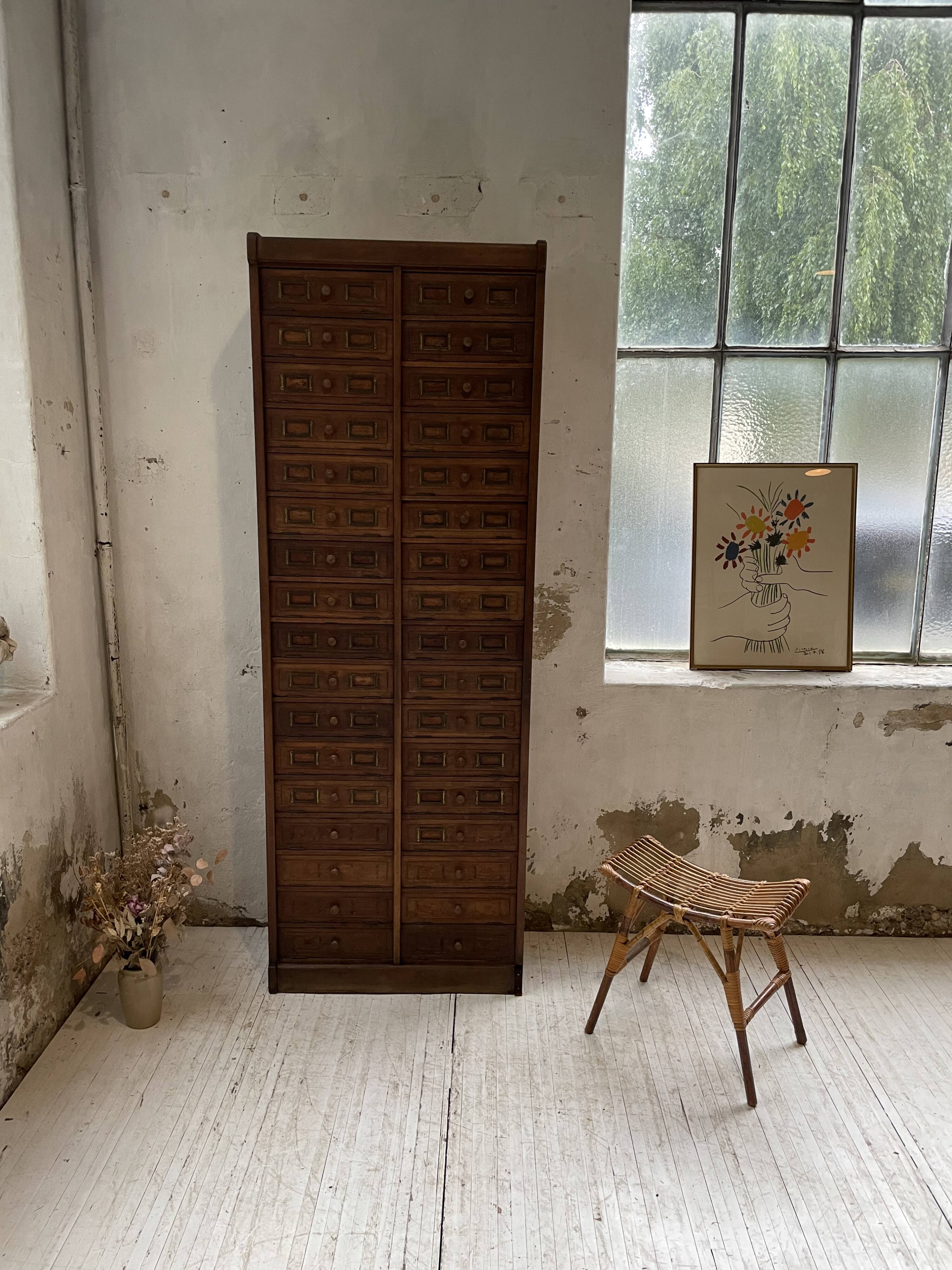 Furniture with 34 oak valves