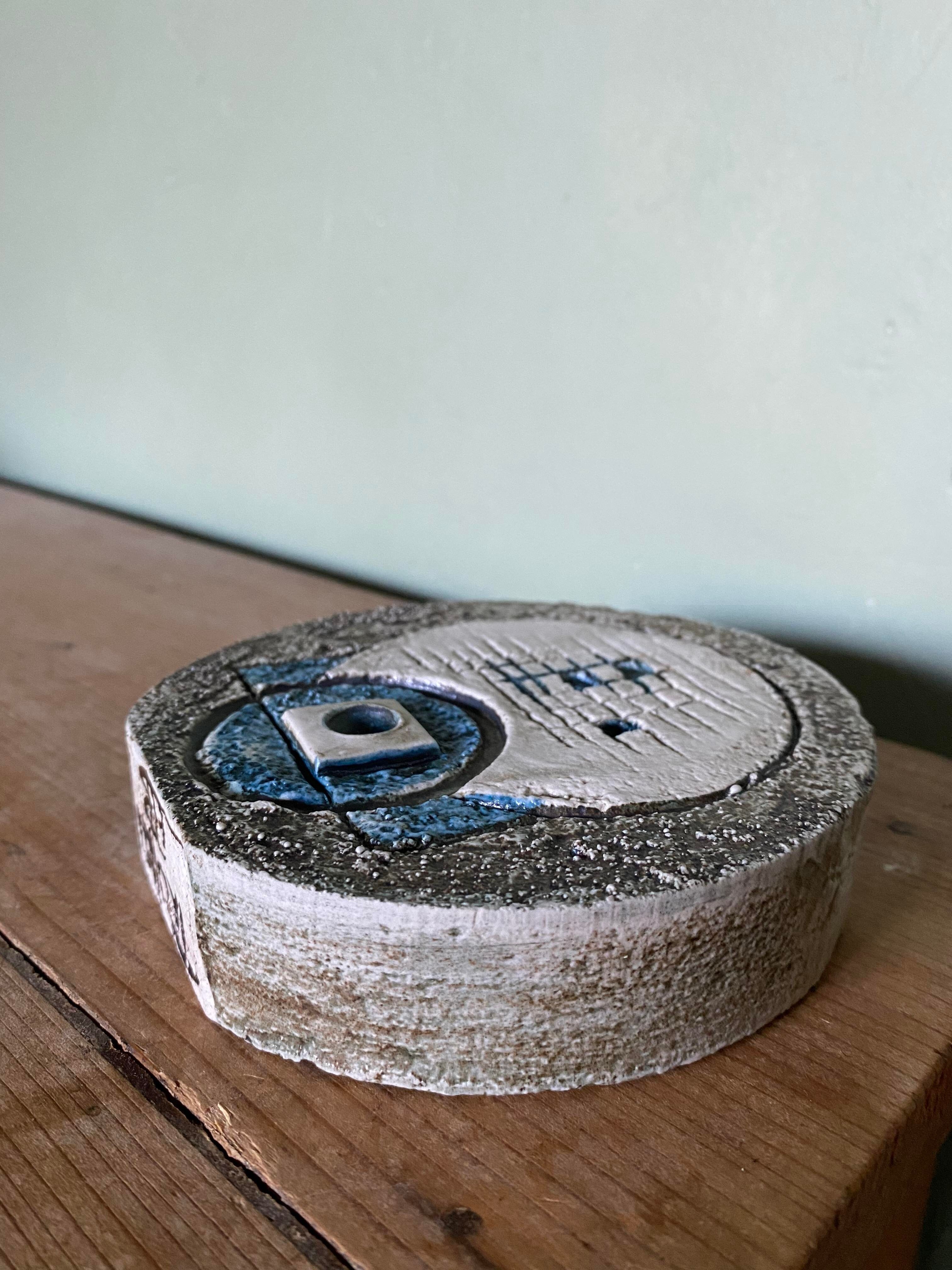 Round vase English ceramic troika