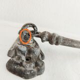 Paire de porte-embrasses de rideaux anciens