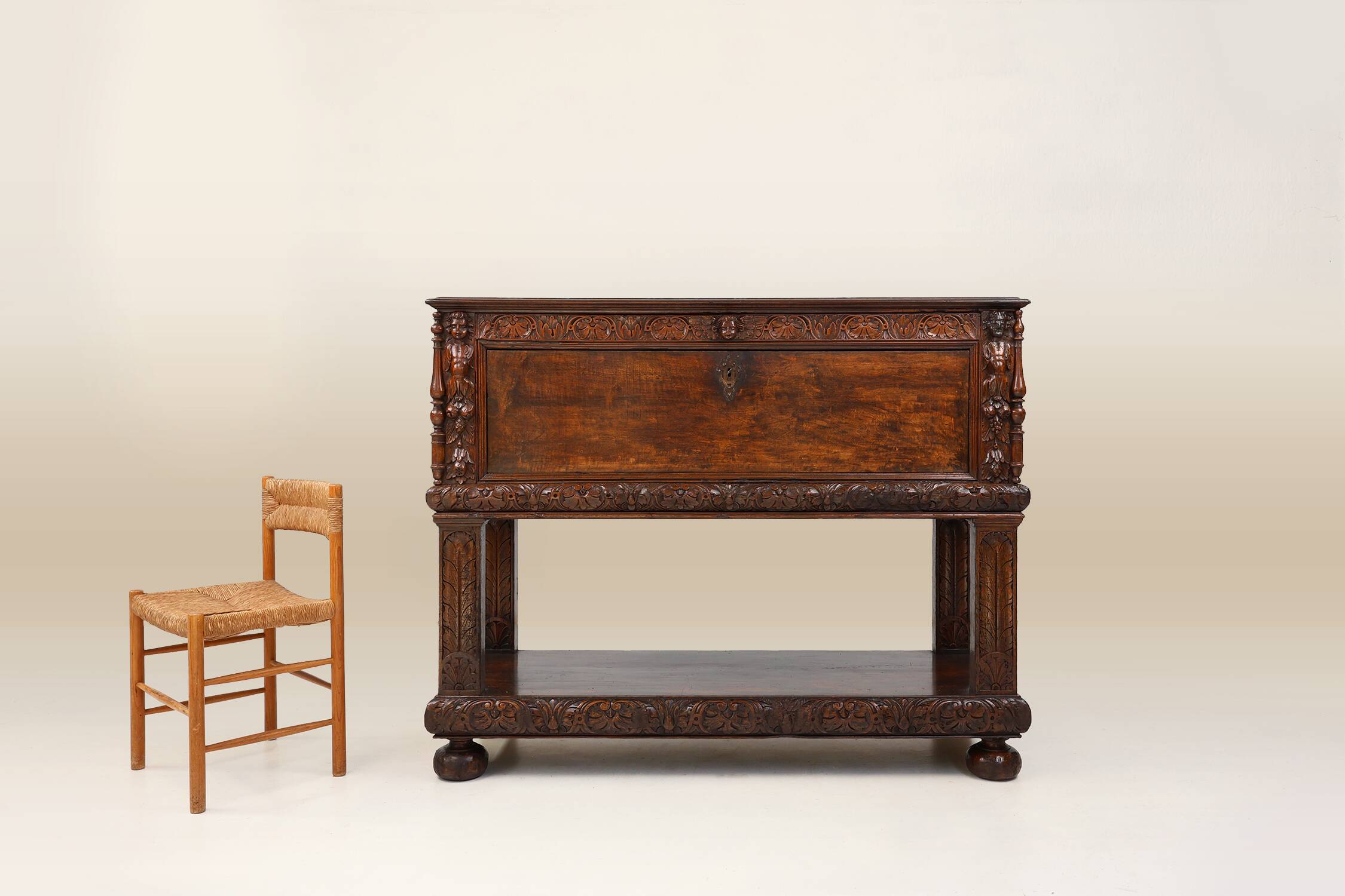 16th Century Italian Renaissance Cabinet in walnut with rich carvings