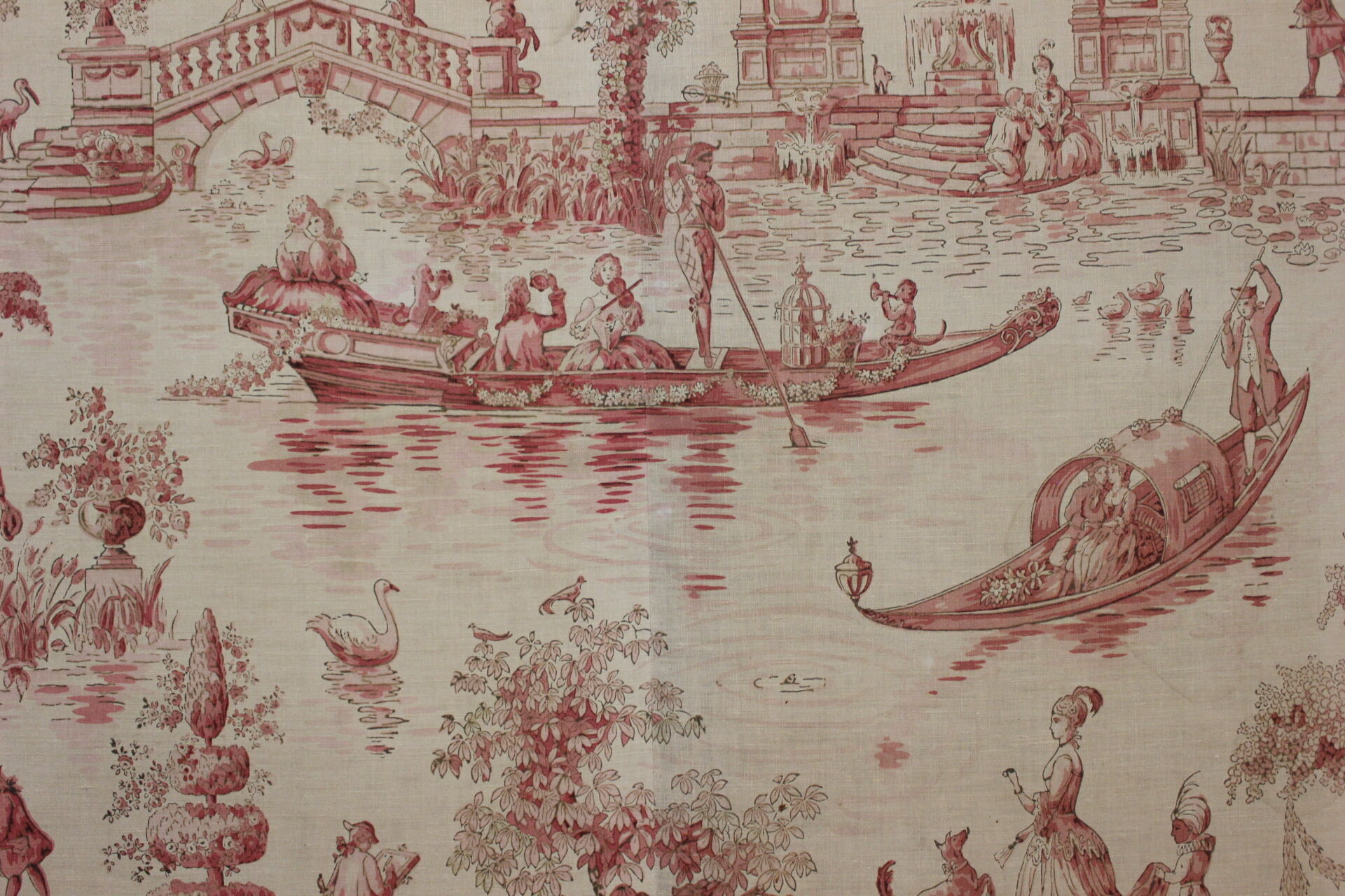 Screen four prentals of jouy canvas