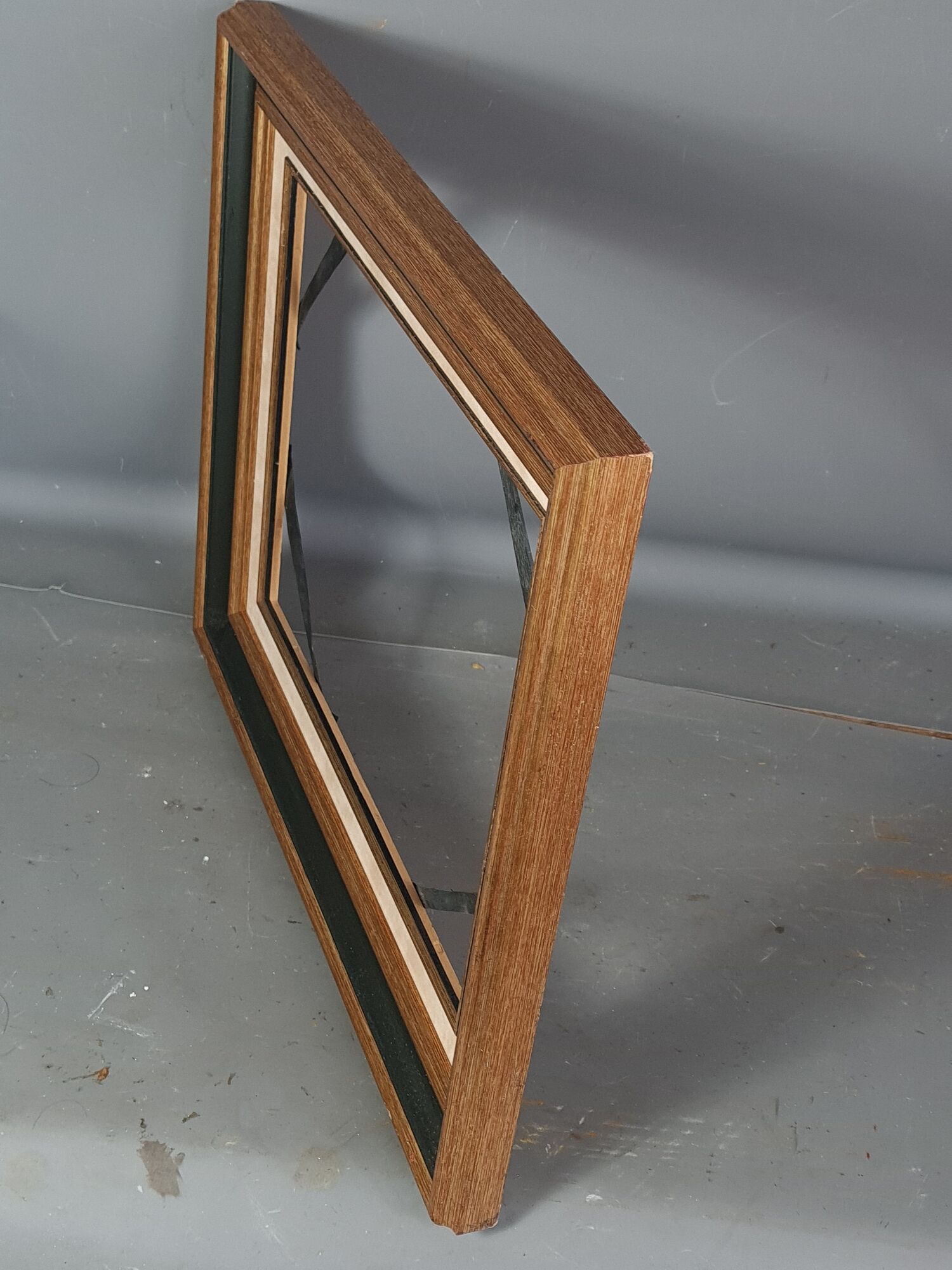 Gilded wood frame gold leaf / lacquered 40x32 cm, foliage 35x22 cm SB