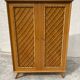 Armoire en bois style rotin