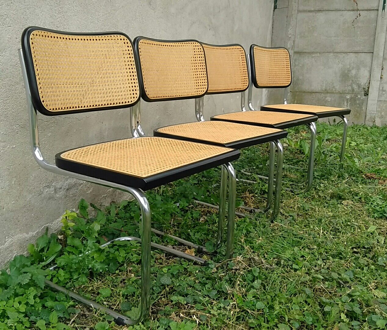 Suite de 4 chaises Marcel Breuer modèle B32