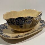 Saucière manufacture of Gien early XX century.