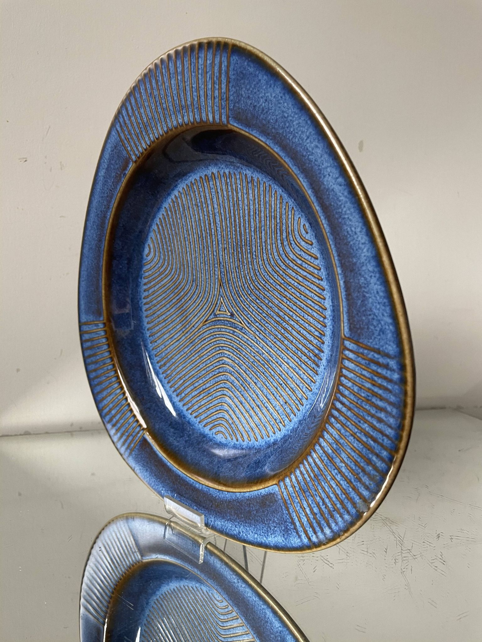 Assiette décorative danoise des années 1960 en grès