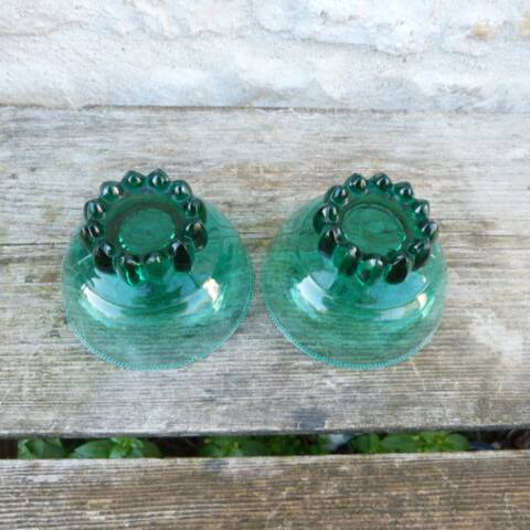 Lot de 2 coupelles en cristal vert foncé