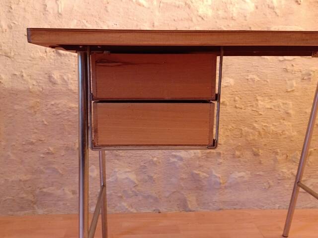 Petit bureau vintage en bois et métal