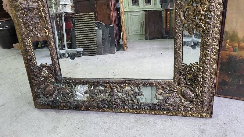 ANCIENT MIRROR WITH PARCLOSES FROM THE NAPOLEON III ERA