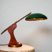 Lampe de bureau en bois de style mid-century moderne