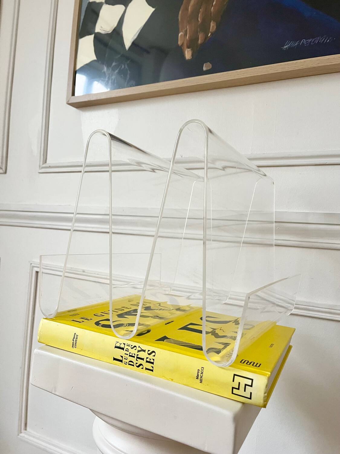 Vintage 70s Plexiglas magazine rack