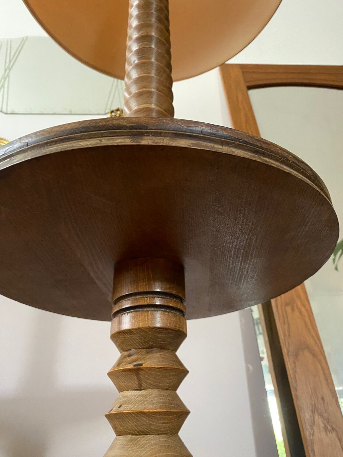 Vintage art deco floor lamp in turned wood