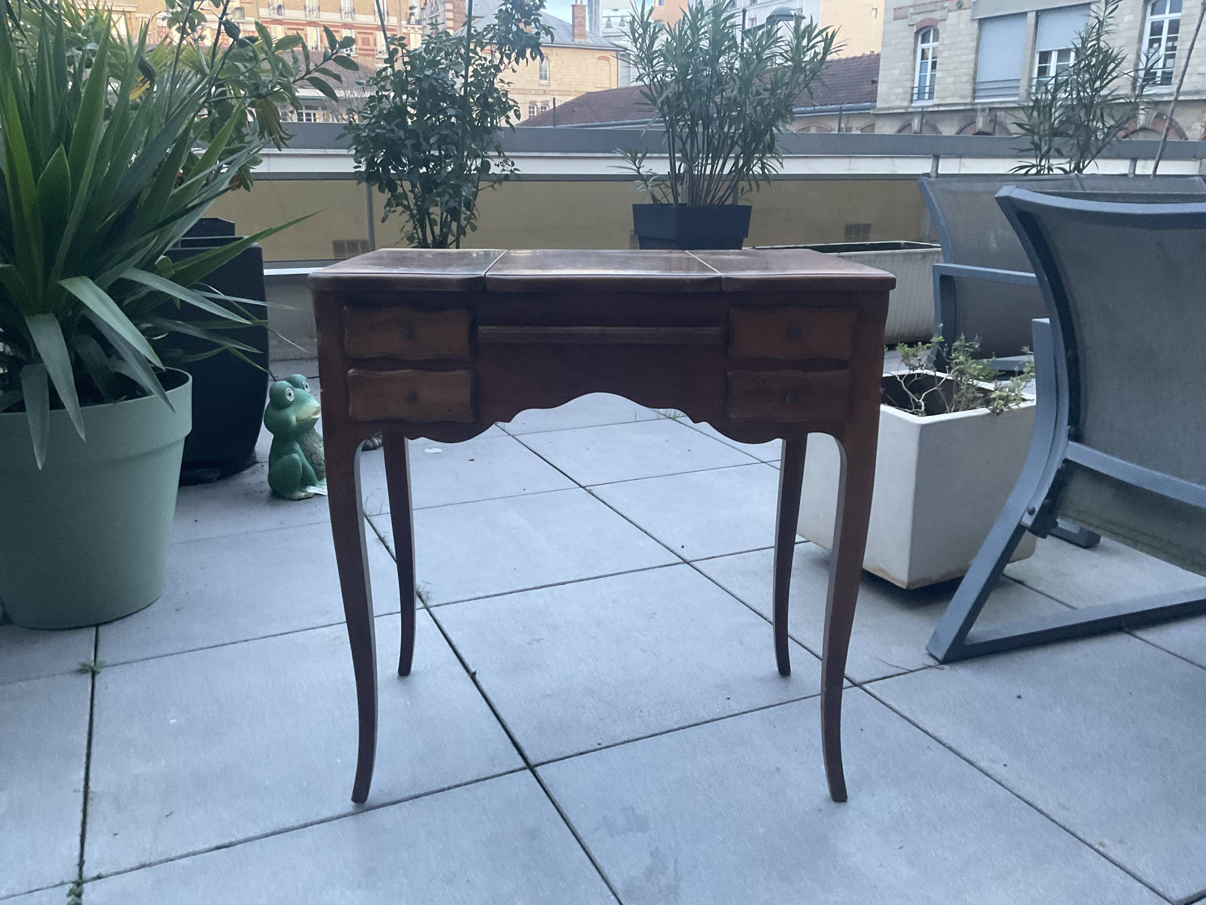 Beautiful dressing table and desk