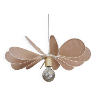 12-blade propeller suspension in rattan and nude linen