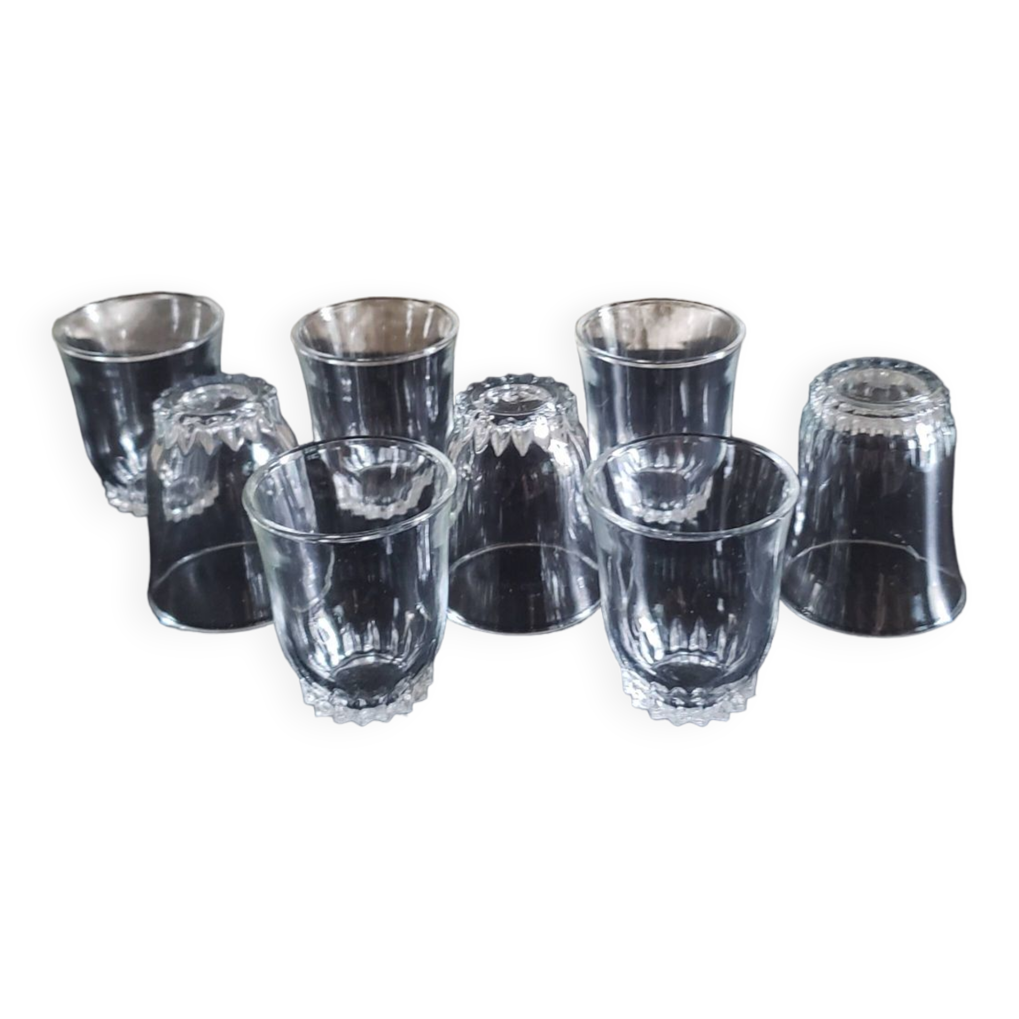 8 verres à liqueur - shot vintage