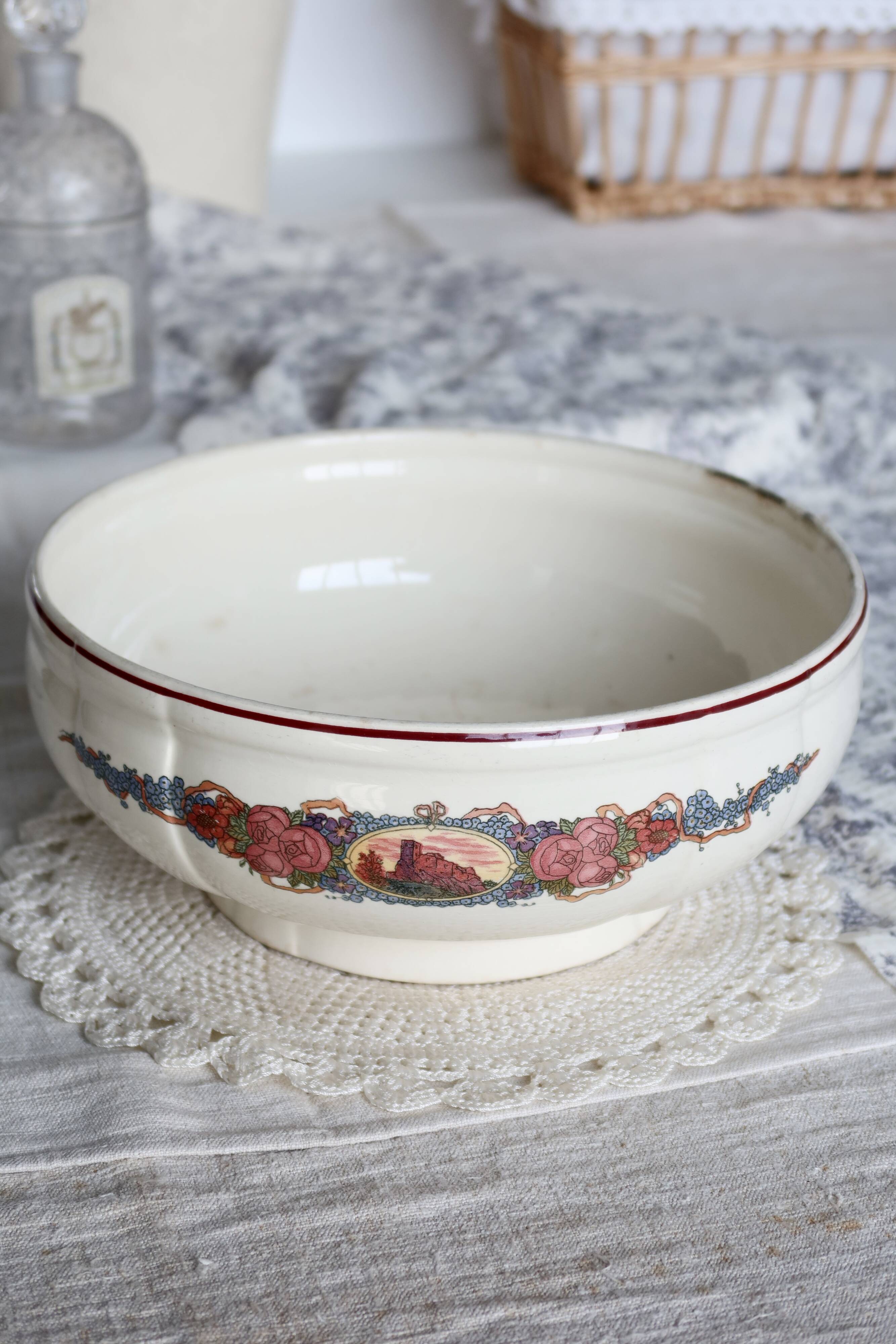 Vintage Sarreguemines earthenware salad bowl - Obernai decor